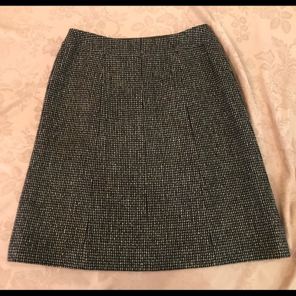💯% Authentic Vintage CHANEL skirt - NWT - Picture 3 of 5